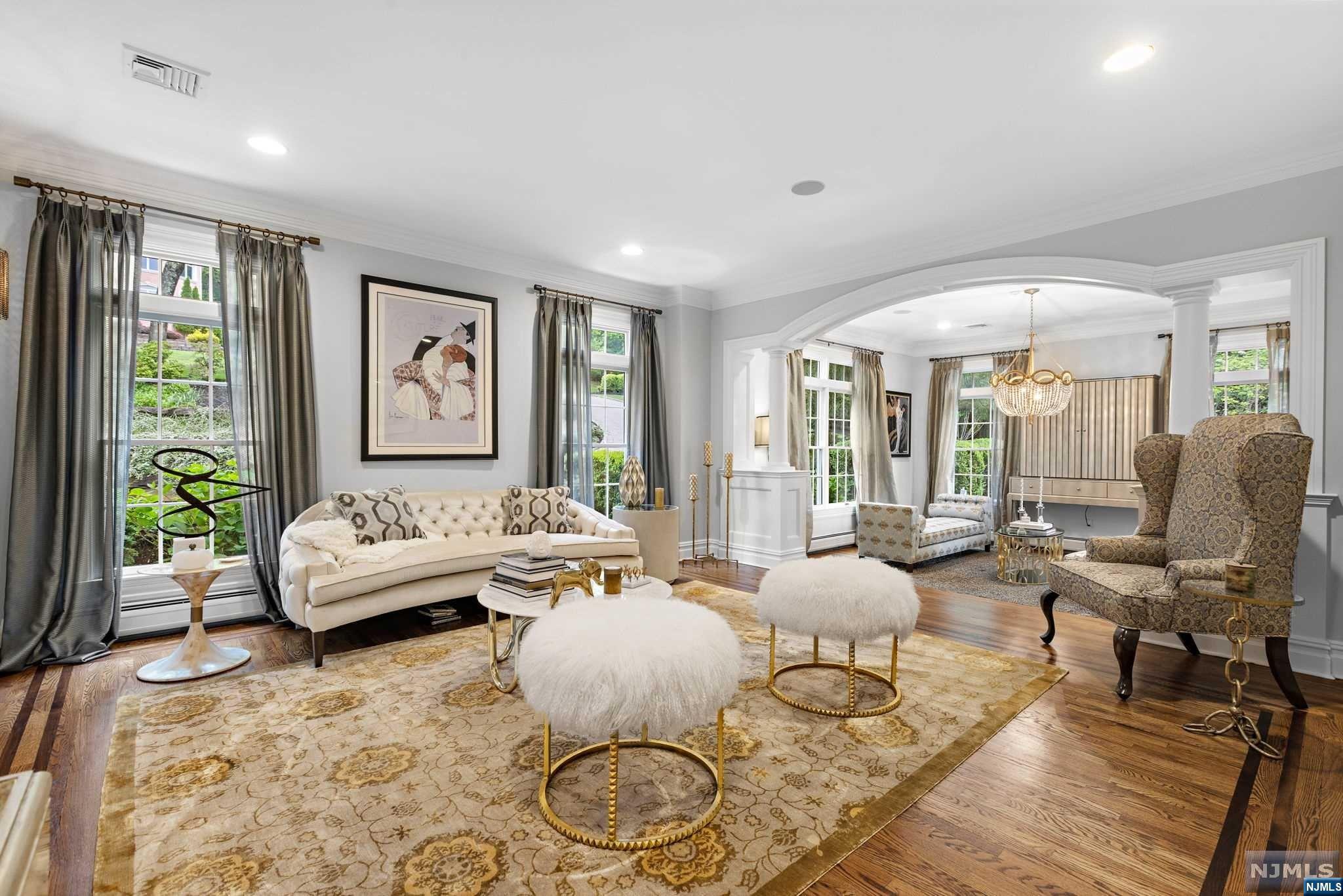 311 Rock Ridge Court