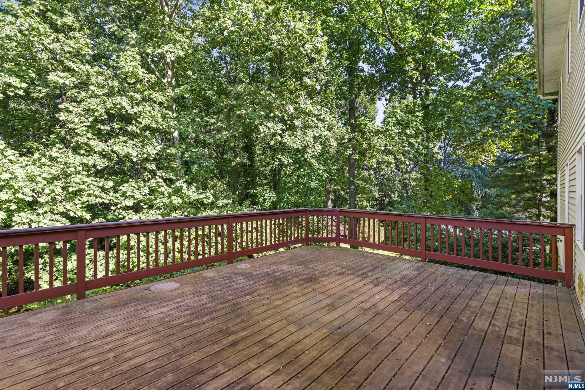91 Douglas Drive