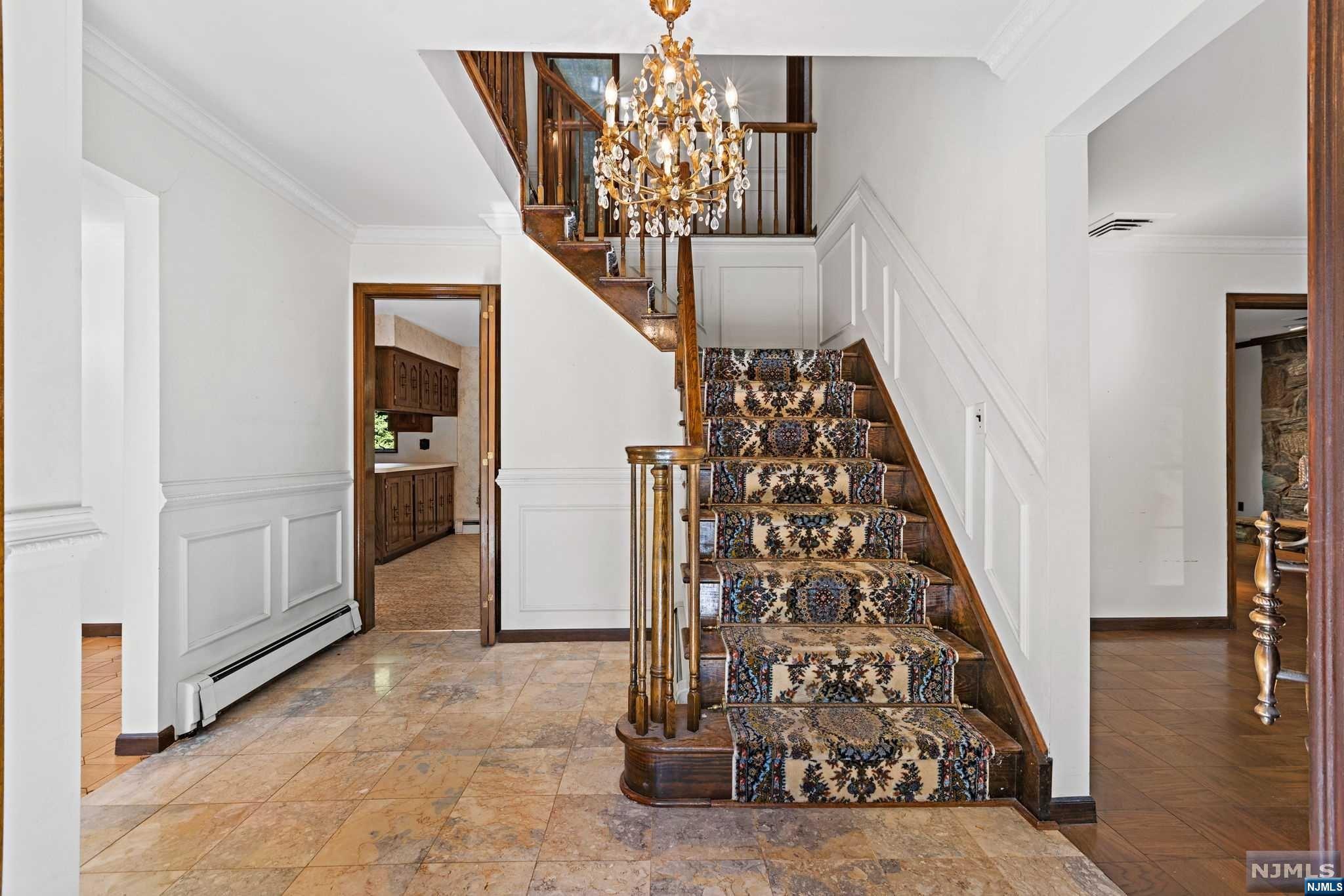 91 Douglas Drive
