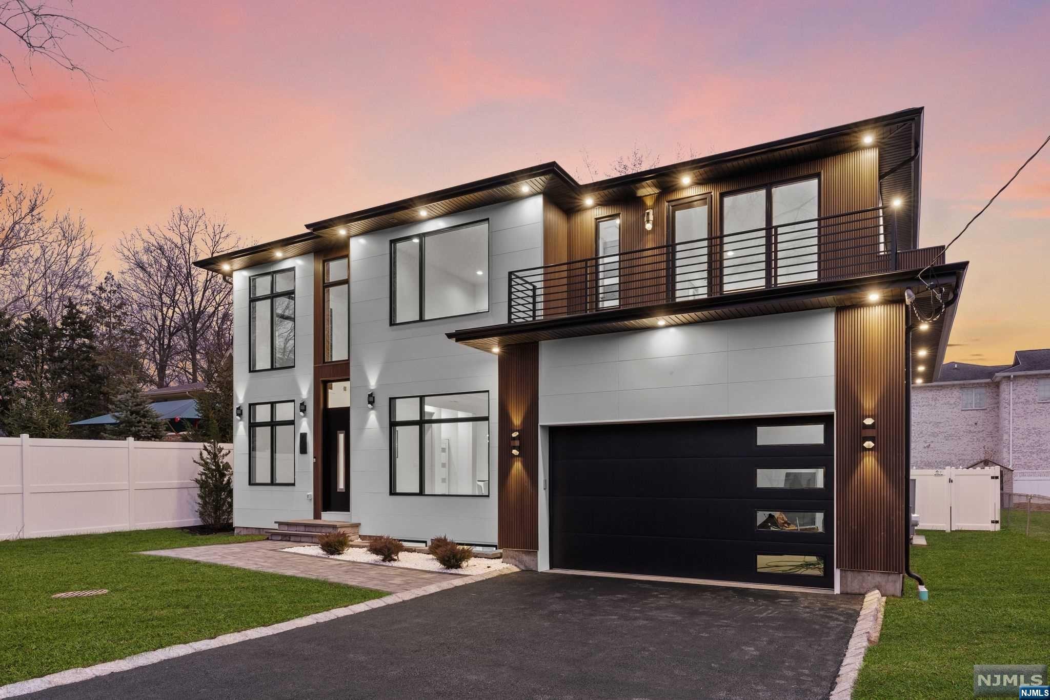 4 Troast Road