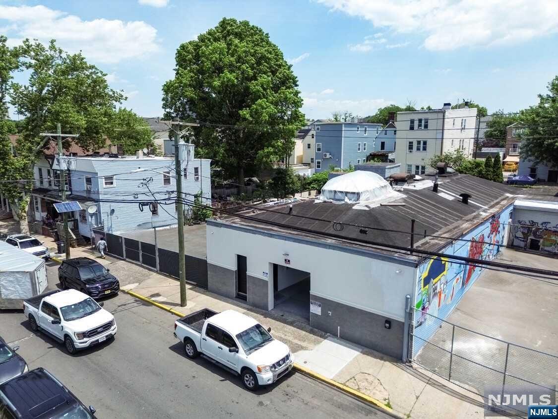 42-48 Duryea Street