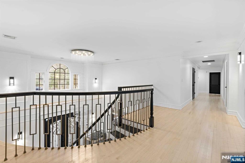 30 Spring Valley Road