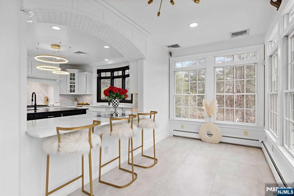 30 Spring Valley Road