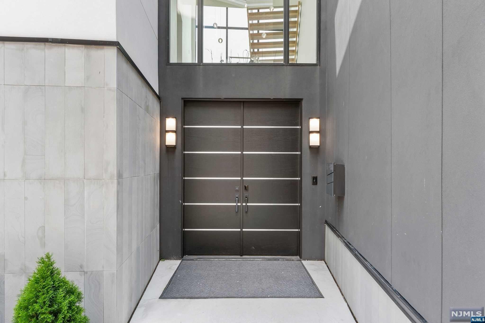6 Columbia Avenue