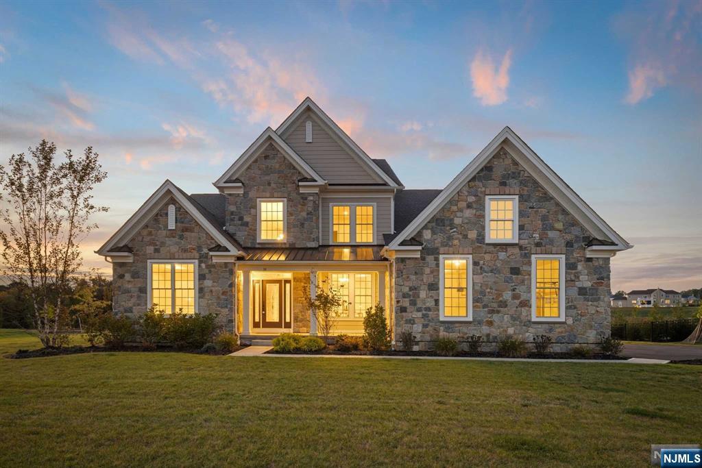 14 Woodmere Road