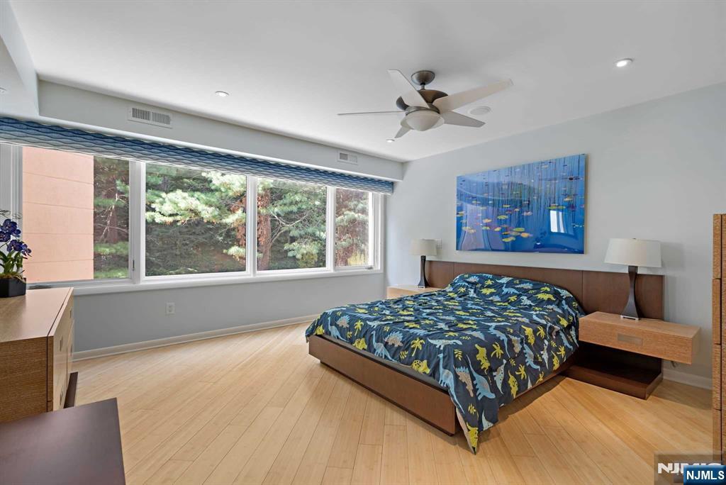 797 W Shore Drive