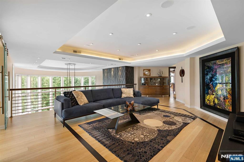 797 W Shore Drive
