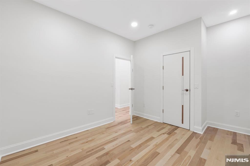 25 Russell Avenue
