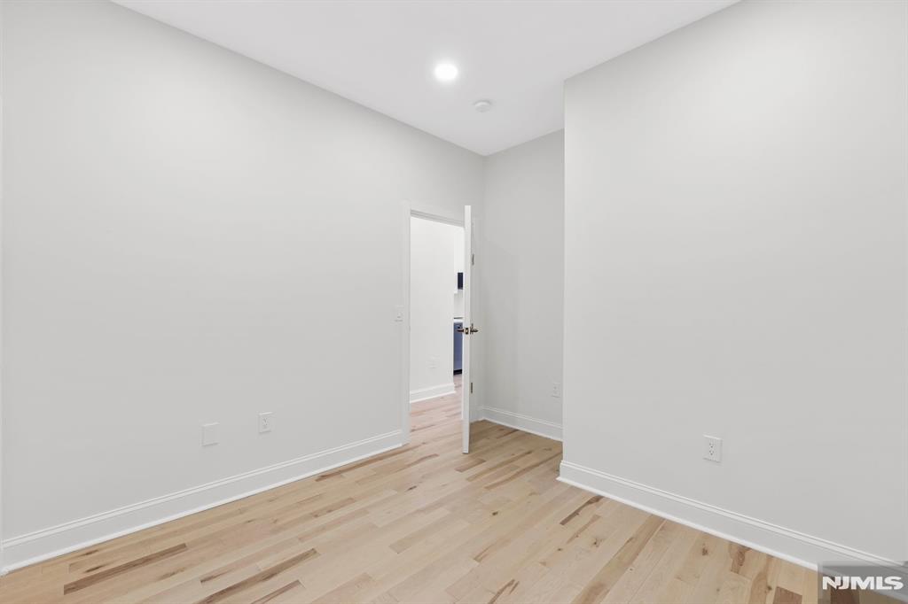 25 Russell Avenue
