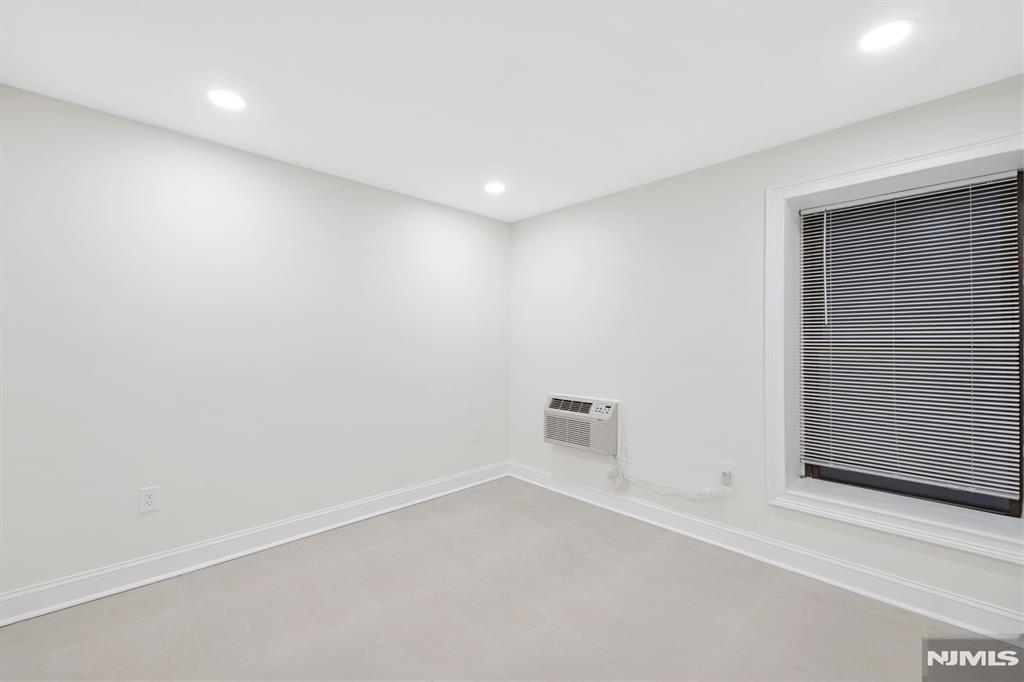 25 Russell Avenue