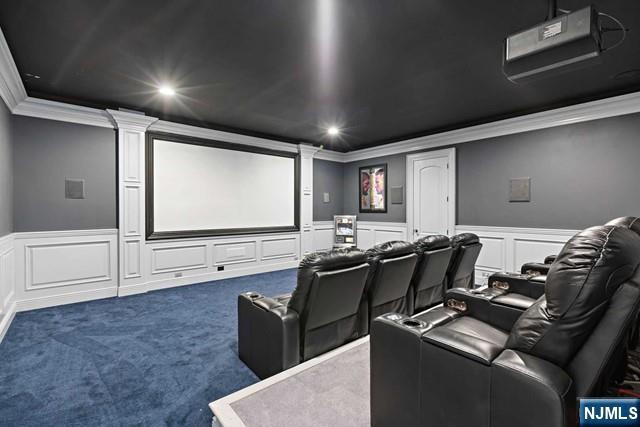 745 Colonial Road