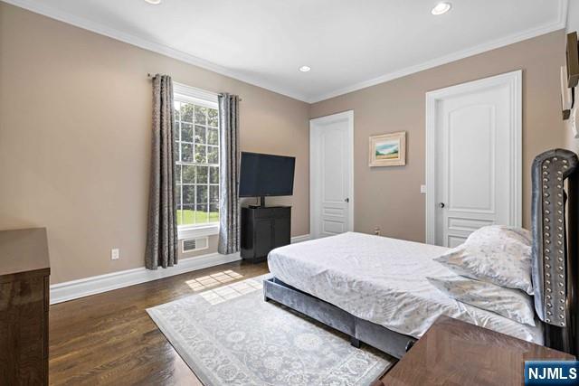 745 Colonial Road