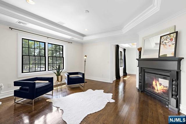 745 Colonial Road