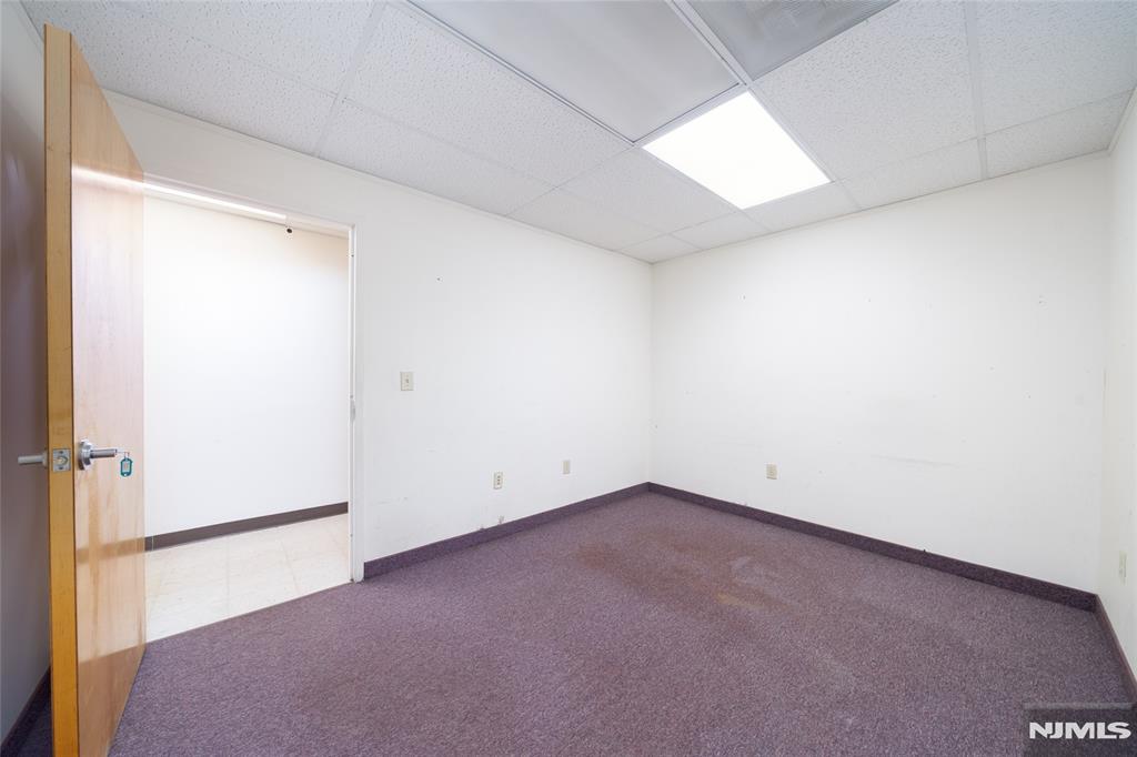 37 Evergreen Place