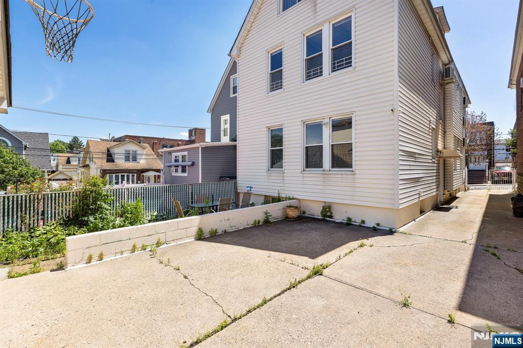 1002 74th Street