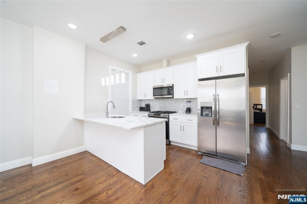 1306 27th Street 1