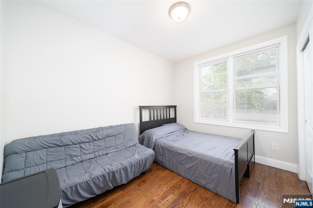 1306 27th Street 1