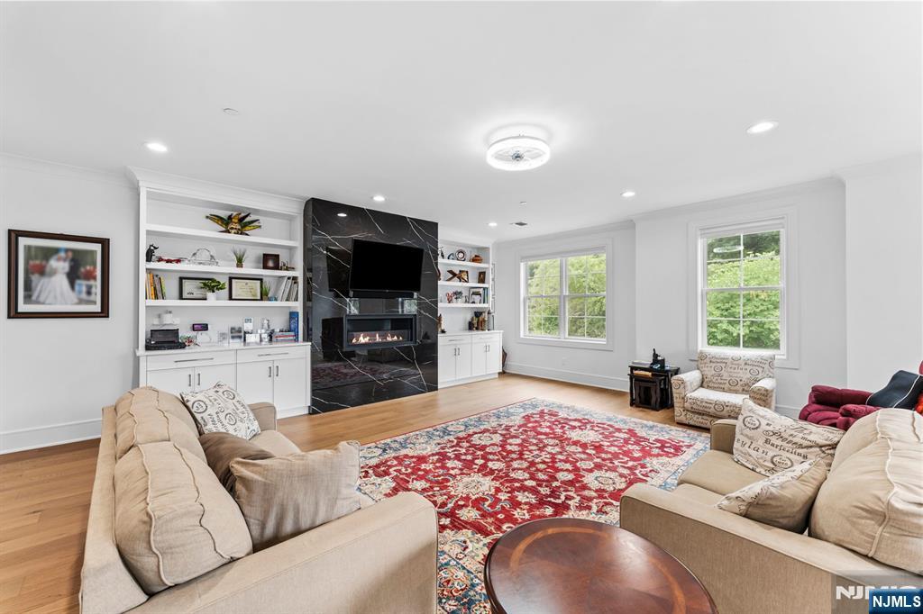 110 Mason Court 3H