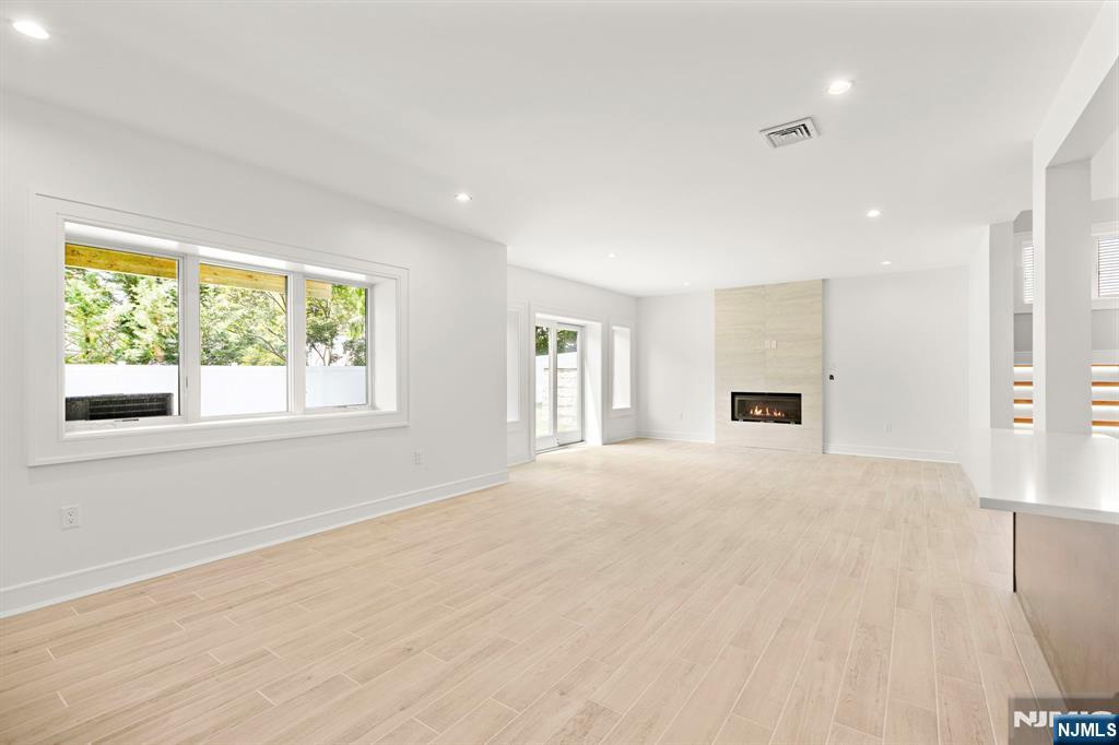 275 Wedgewood Drive