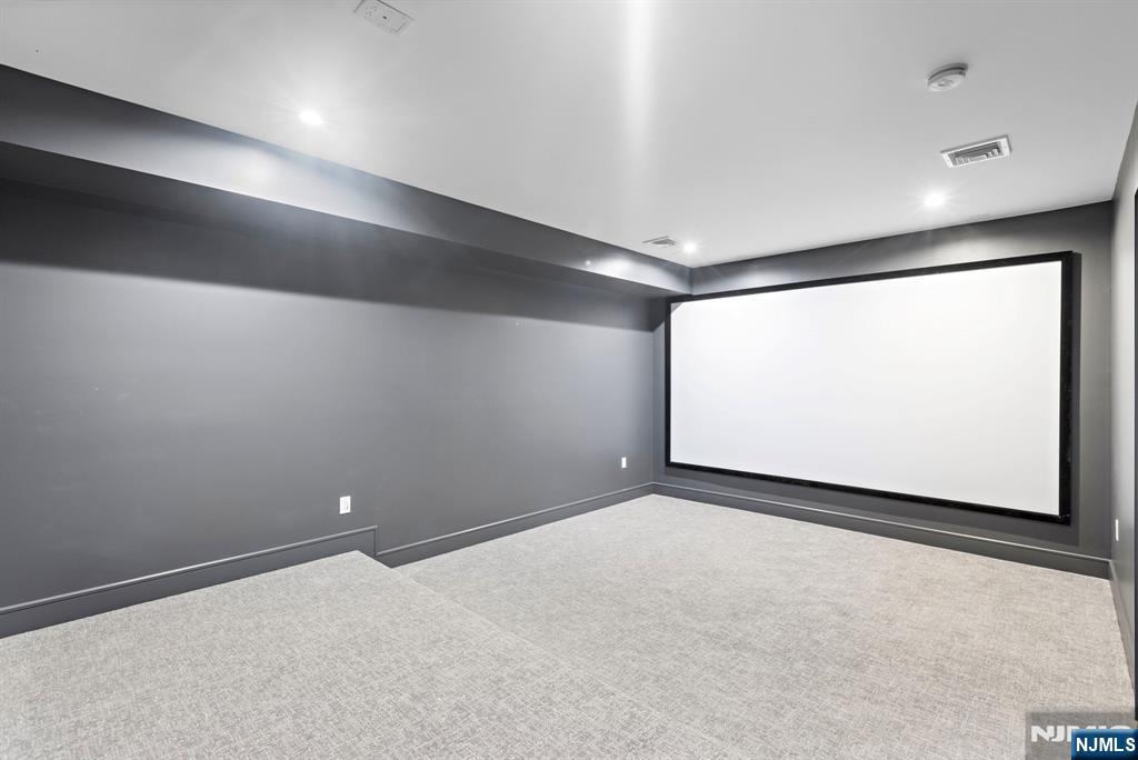 275 Wedgewood Drive