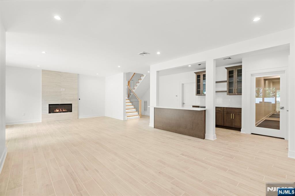 275 Wedgewood Drive