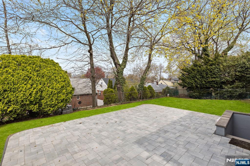1061 Glen Road