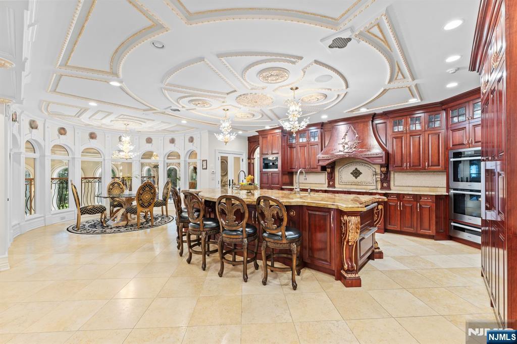 6 Burning Hollow Road