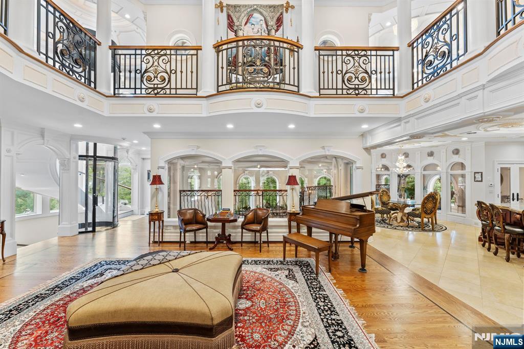 6 Burning Hollow Road