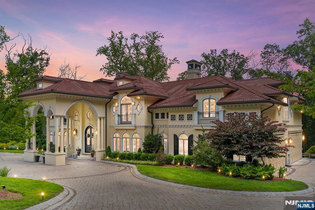 6 Burning Hollow Road