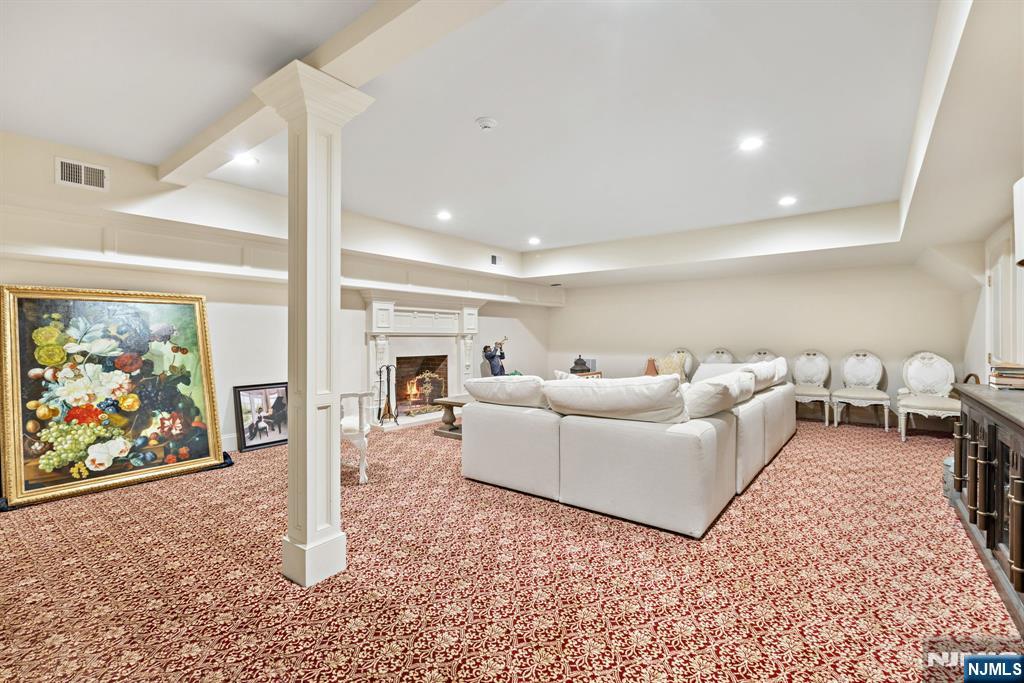 146 E Allendale Road