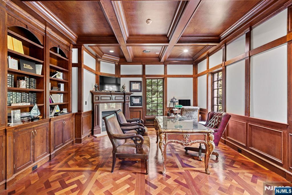 146 E Allendale Road