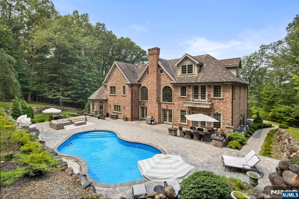 146 E Allendale Road