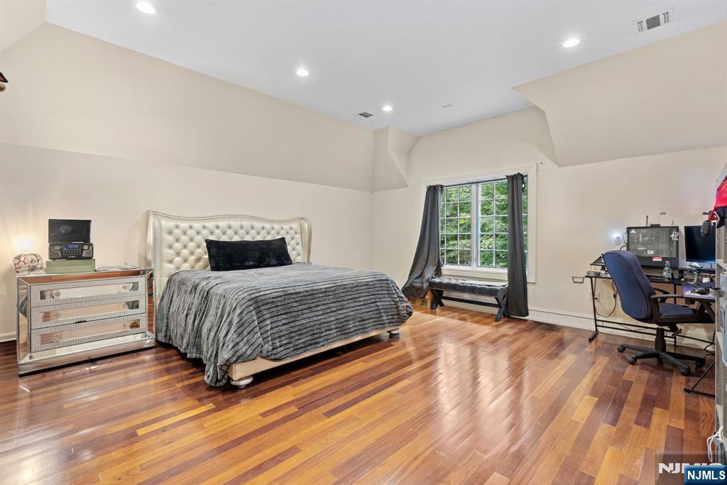 146 E Allendale Road