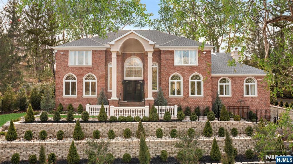 1020 High Mountain Road
