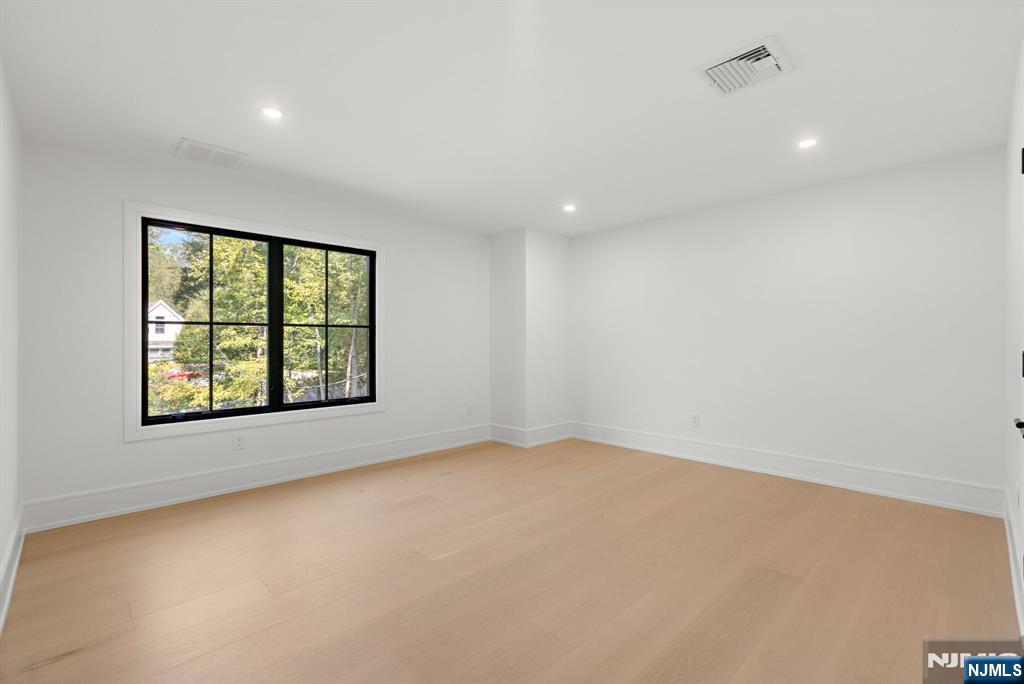 36 Hampshire Hill Road