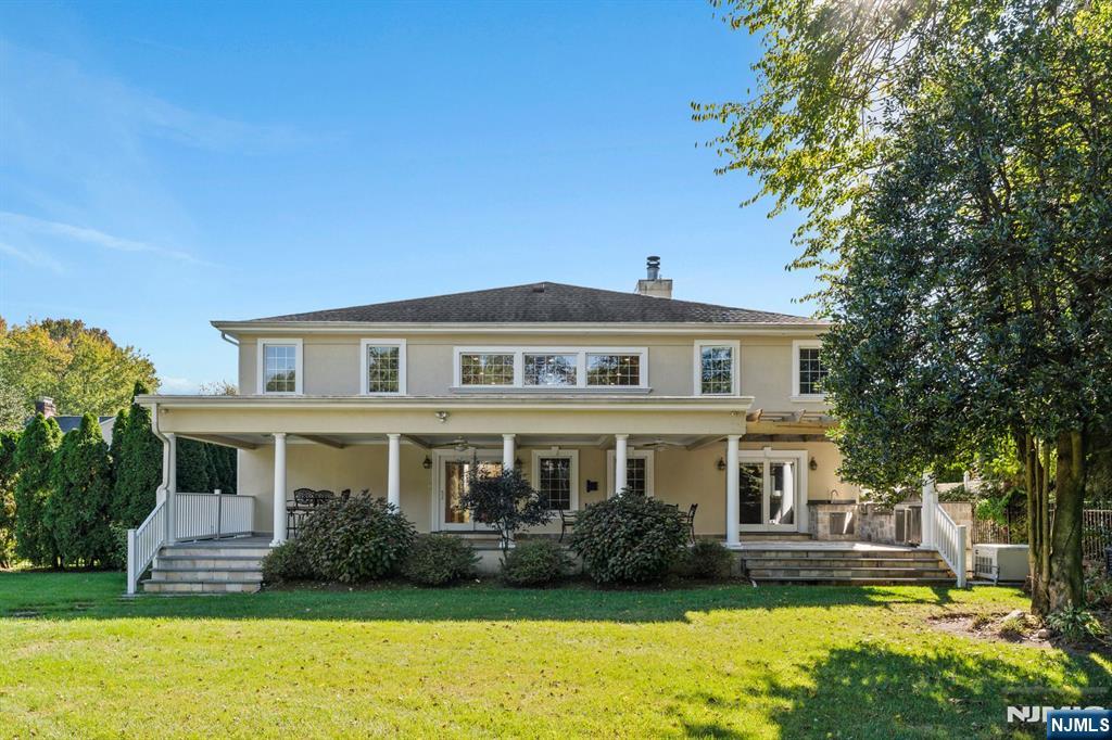 327 E Midland Avenue