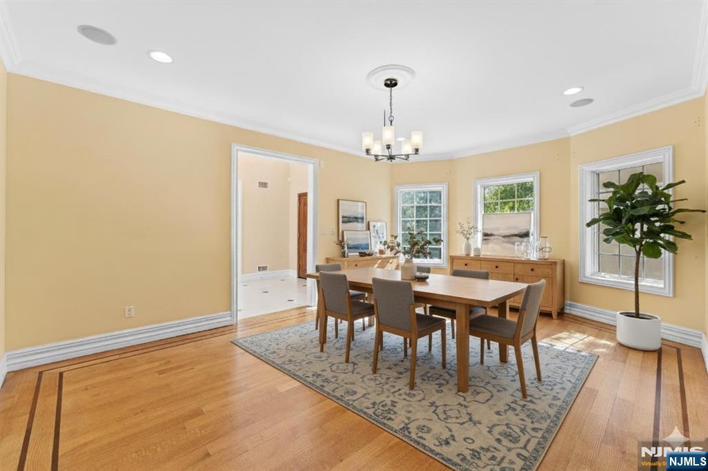 327 E Midland Avenue