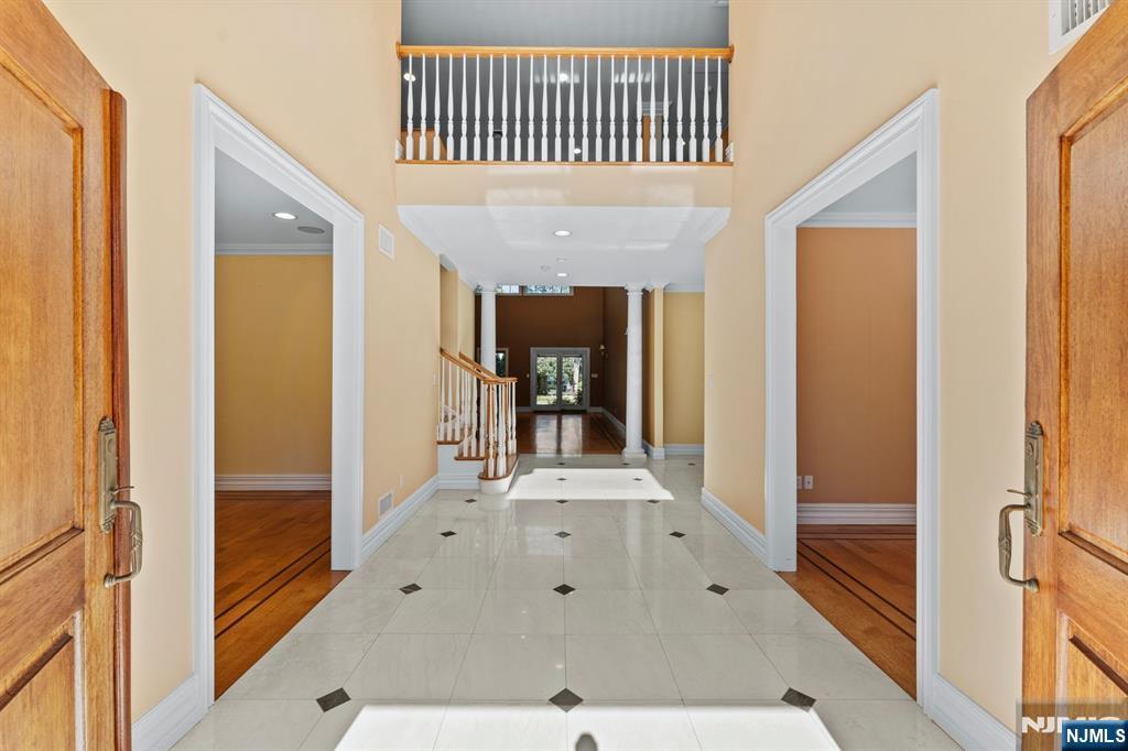 327 E Midland Avenue