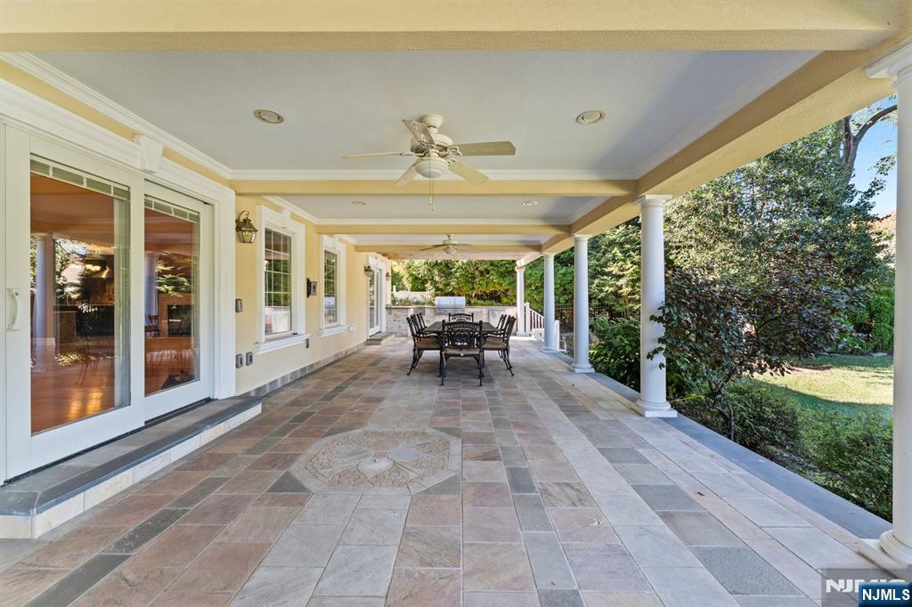 327 E Midland Avenue