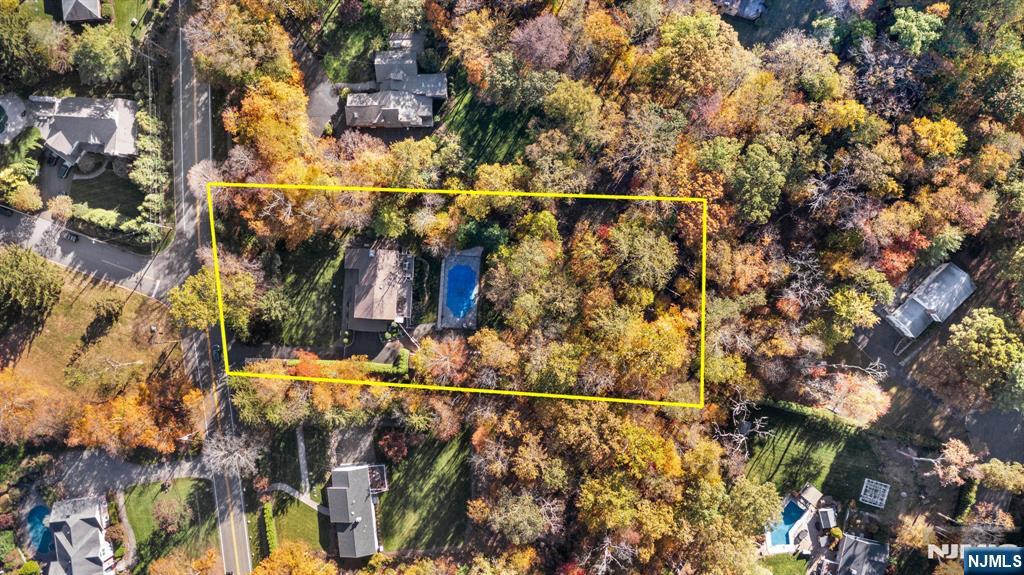 1090 High Mountain Road