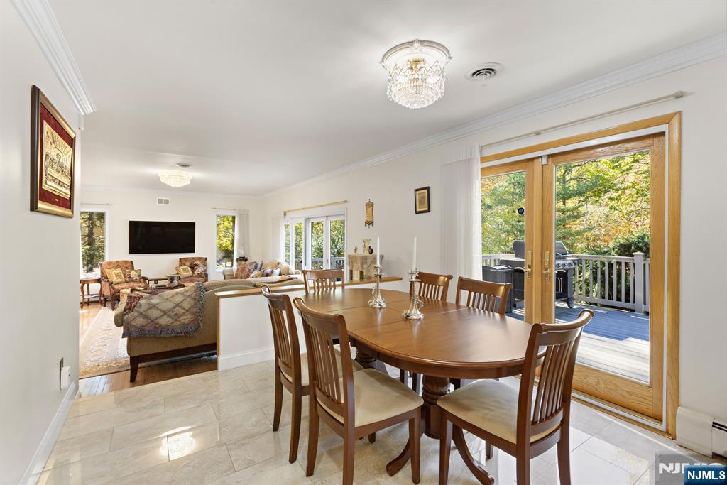 1090 High Mountain Road