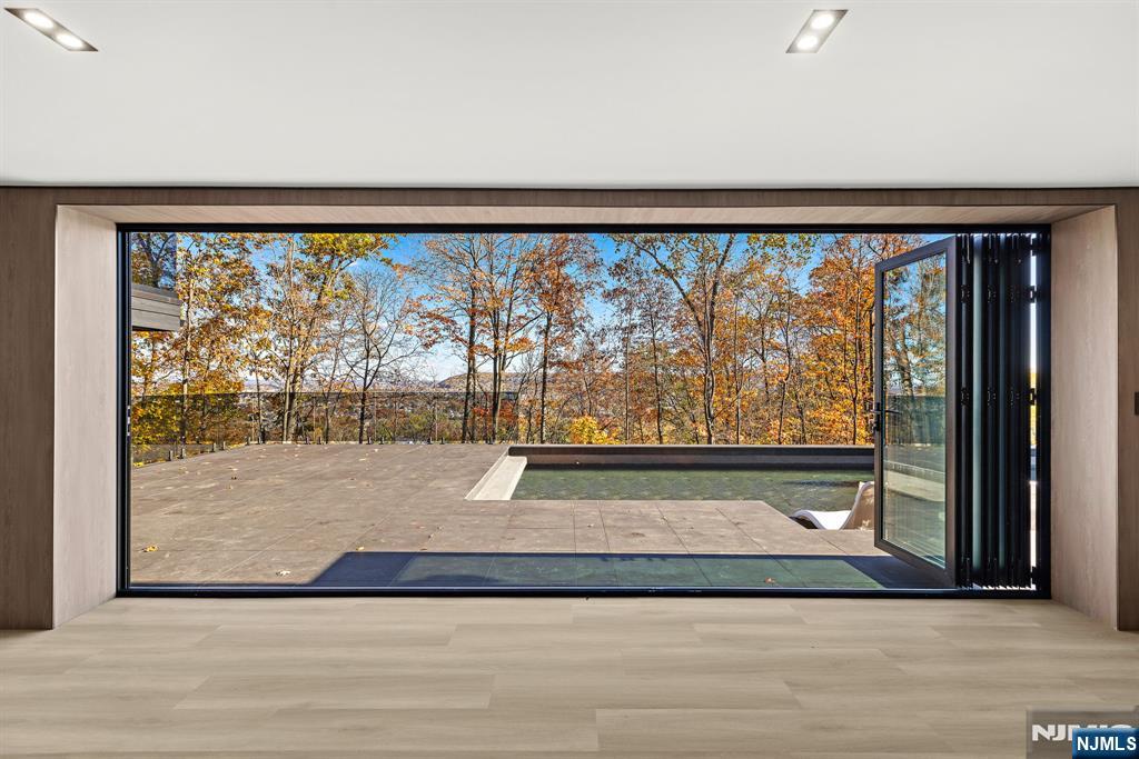 8 Flintlock Court