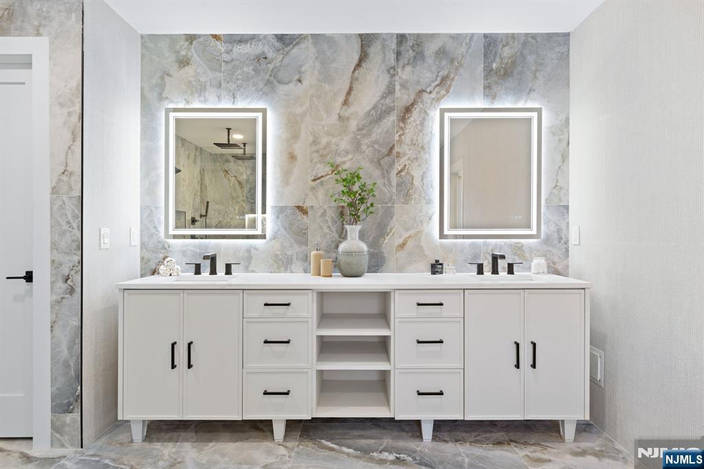 187 Brookfield Avenue