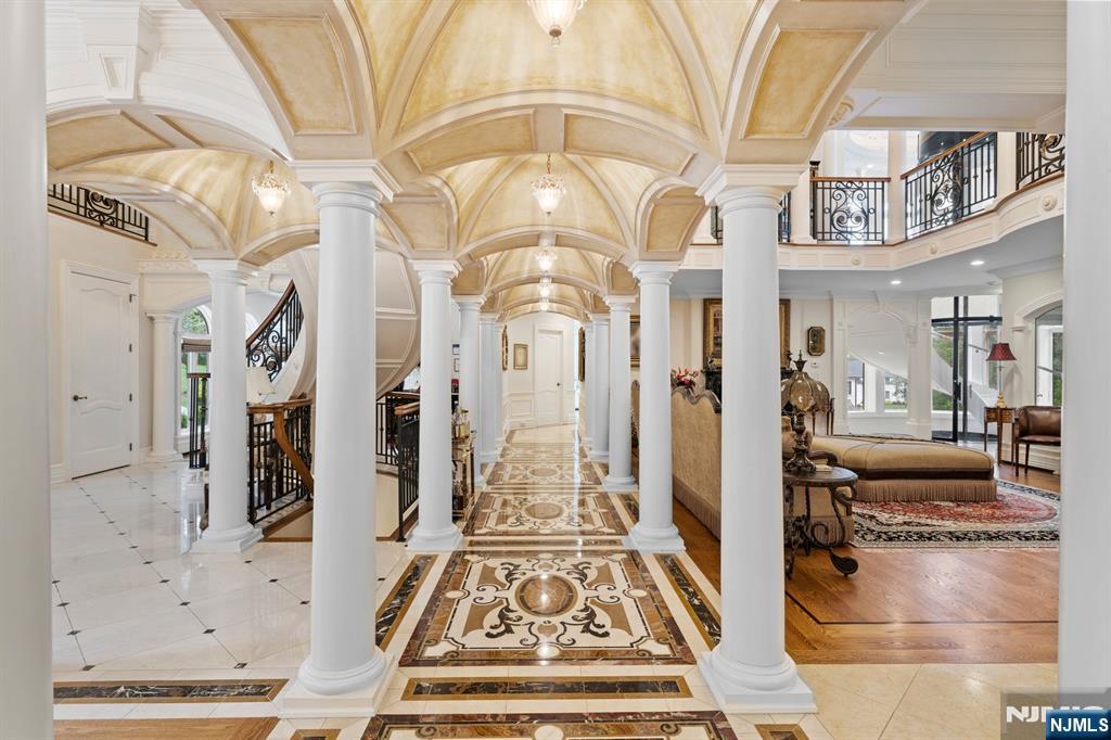 6 Burning Hollow Road