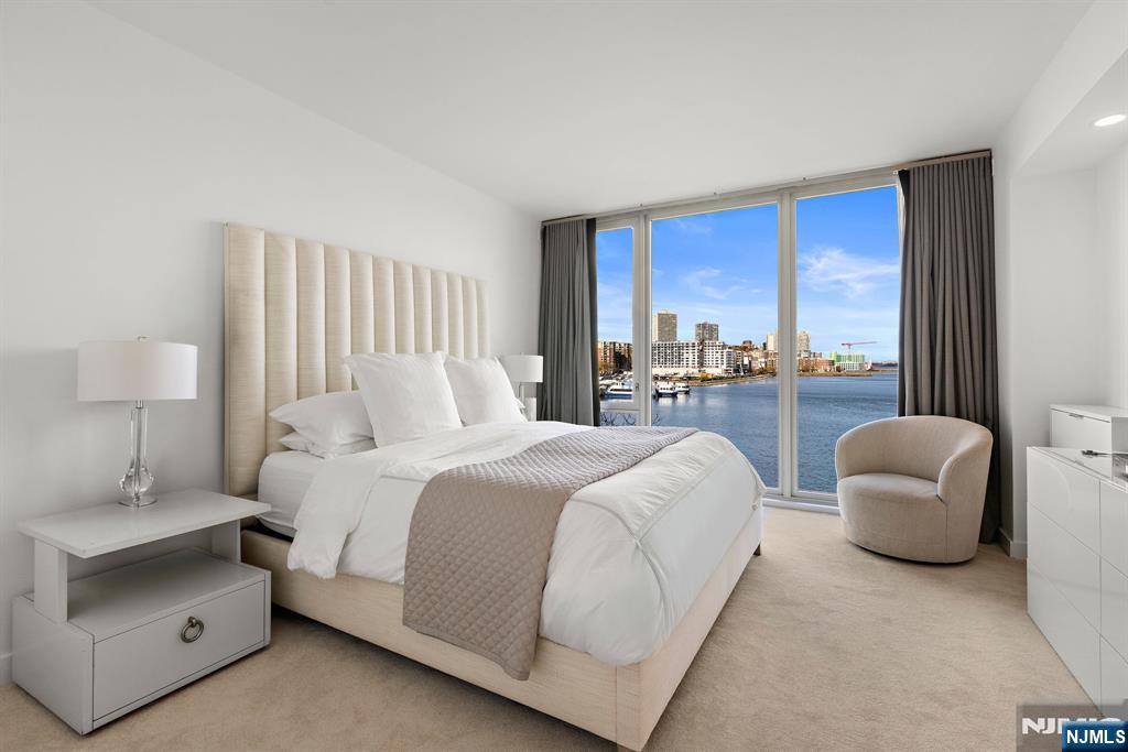 1000 Avenue At Port Imperial 410