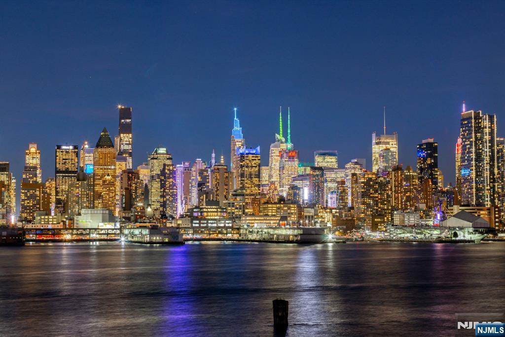 1000 Avenue At Port Imperial 410