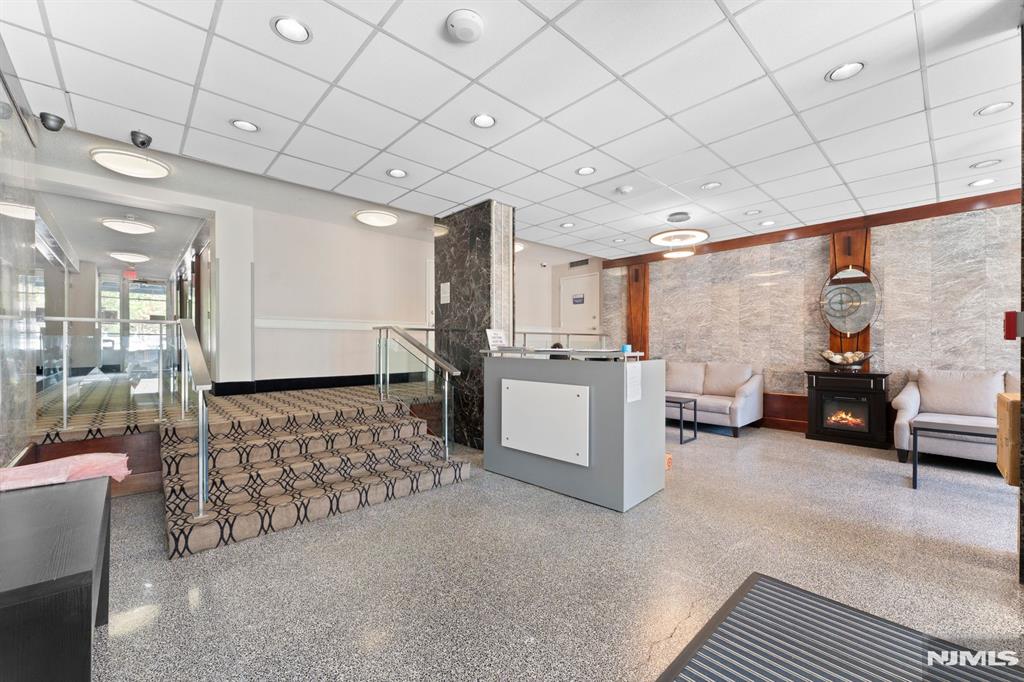 90 Prospect Avenue 9B