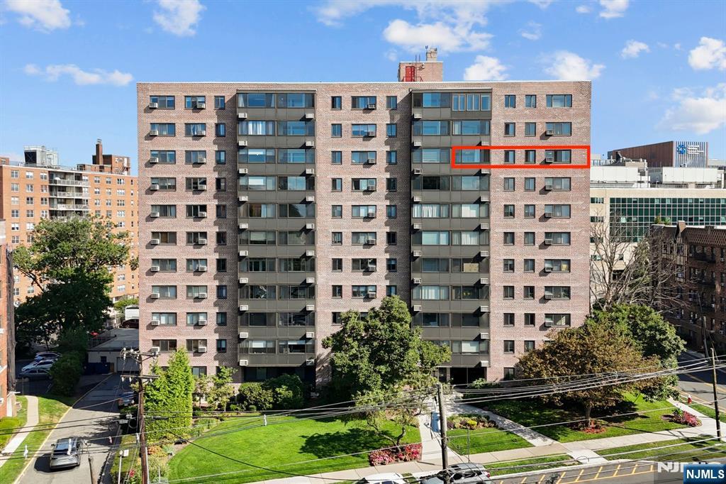 90 Prospect Avenue 9B