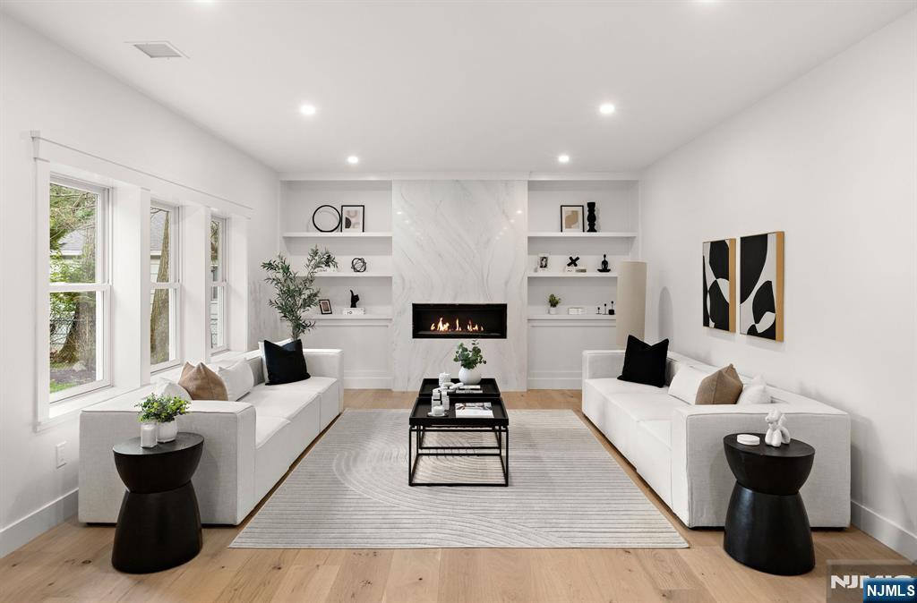 199 Darlington Avenue