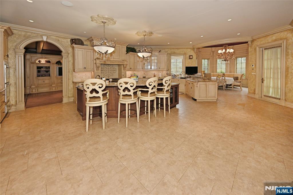 22 Pembroke Trail